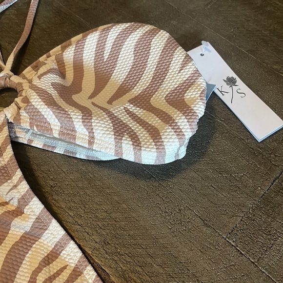 Kingdom & State
Calypso Halter Monokini - Picture 4 of 10